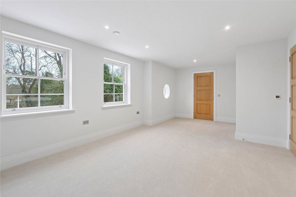 Additional image 18 of 5 bed detached house for saleThe Old Nursery, Hedsor Road, Bourne End, Buckinghamshire SL8