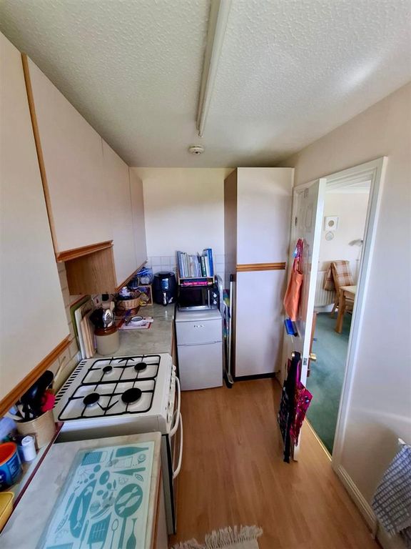 Additional image 5 of 2 bed flat for saleAlexandra Court, Bridlington YO15