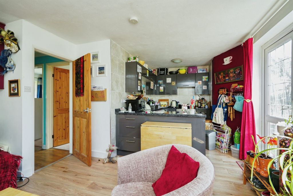 Additional image 7 of 2 bed flat for saleHill House, Overthorpe, Banbury OX17