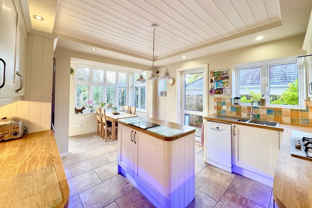 Additional image 10 of 4 bed detached house for saleAlyth Road, Talbot Woods, Bournemouth BH3