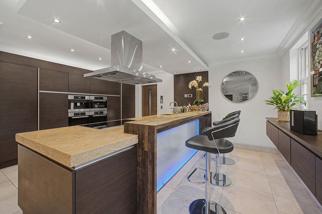 Additional image 3 of 7 bed detached house for saleEyebrook Road, Bowdon WA14