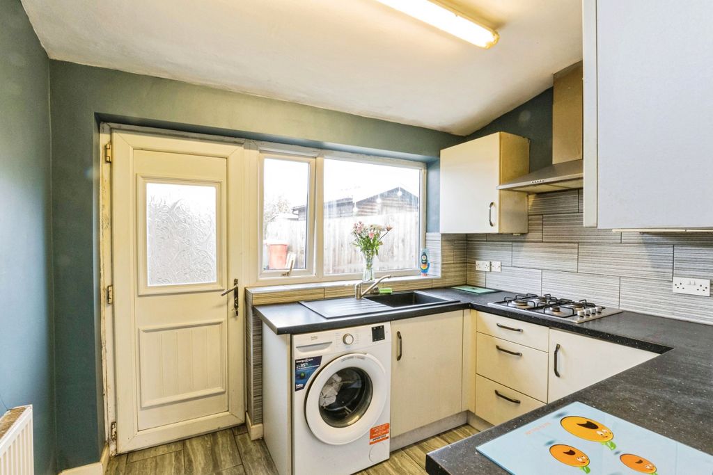 Additional image 4 of 3 bed semi-detached house for saleWarley Road, Blackpool FY2