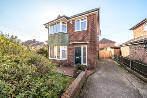 Lawefield Avenue, Rothwell, Leeds LS26