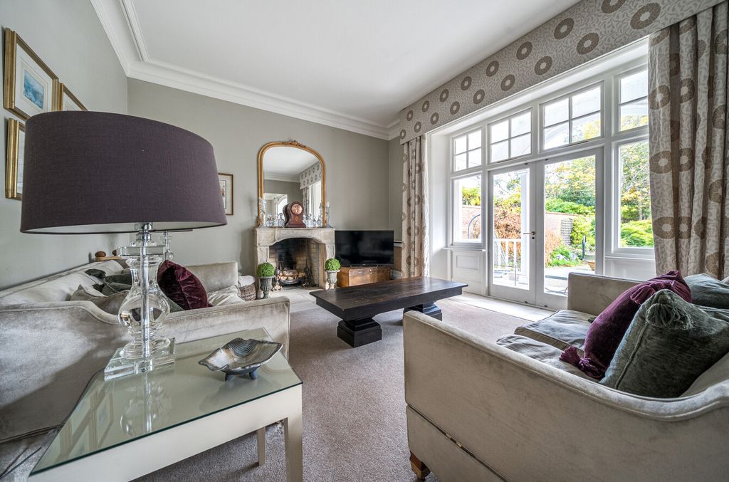 Additional image 5 of 6 bed detached house for salePark Farm Road, Bickley, Kent BR1
