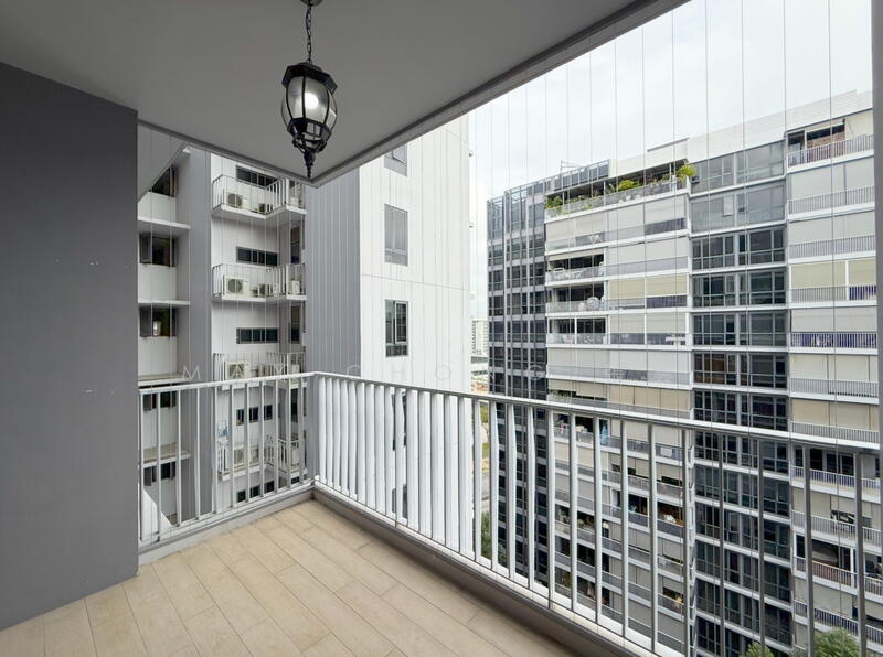 92 Punggol Central photo 4