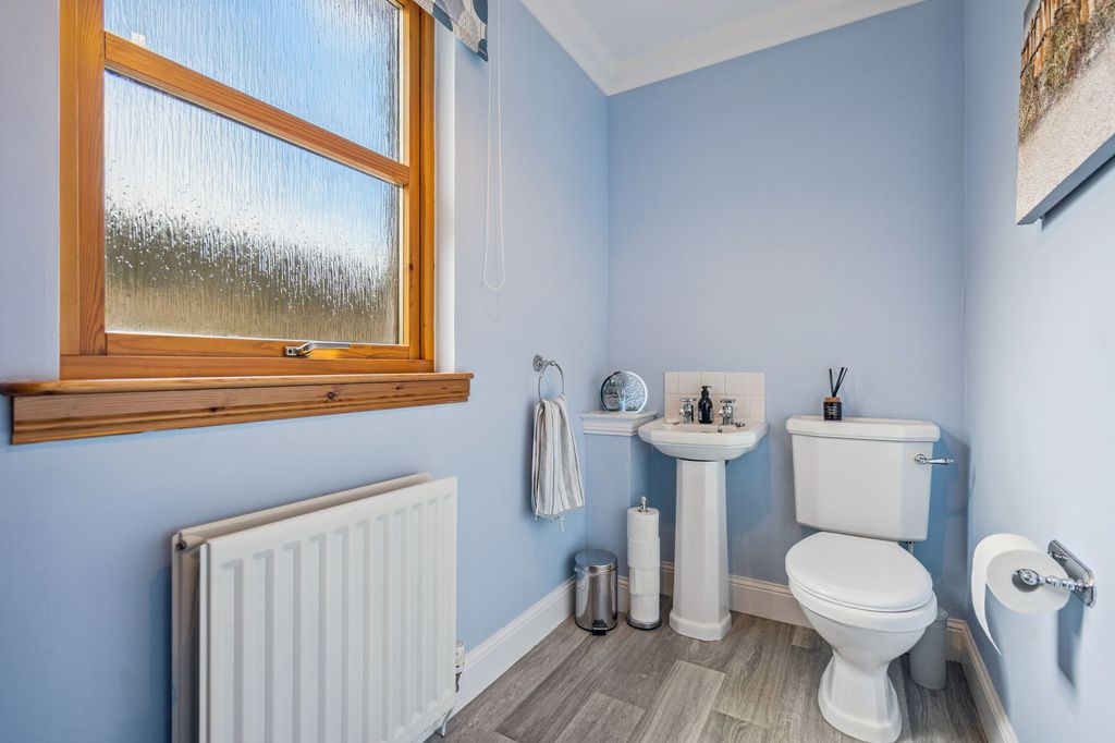 Additional image 9 of 4 bed detached house for saleKillin FK21