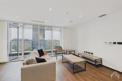 West Gate House, London W5