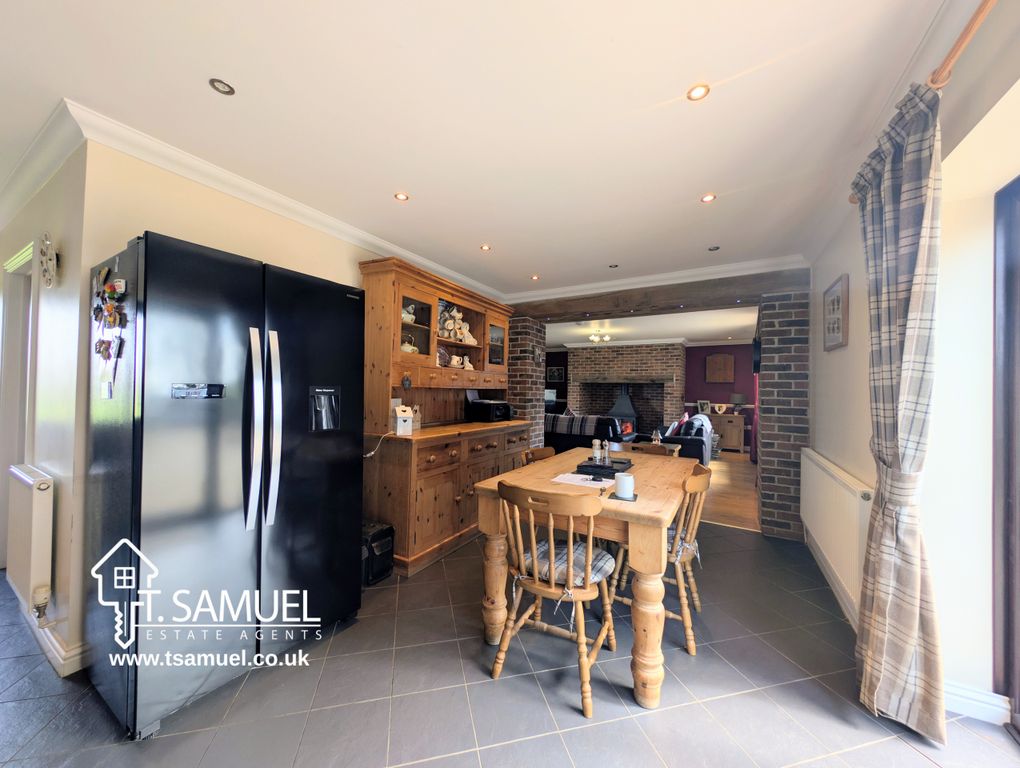Additional image 10 of 4 bed detached house for saleLan Farm, Llanwonno Road, Mountain Ash CF45
