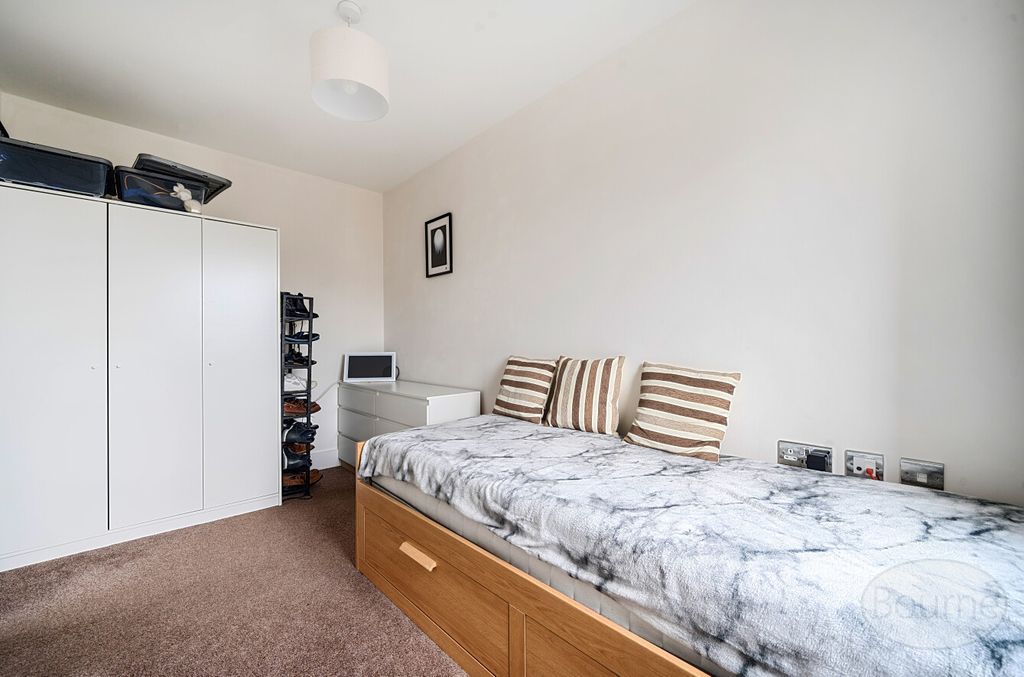 Additional image 16 of 2 bed maisonette for saleMonkton Drive, Bordon, Hampshire GU35