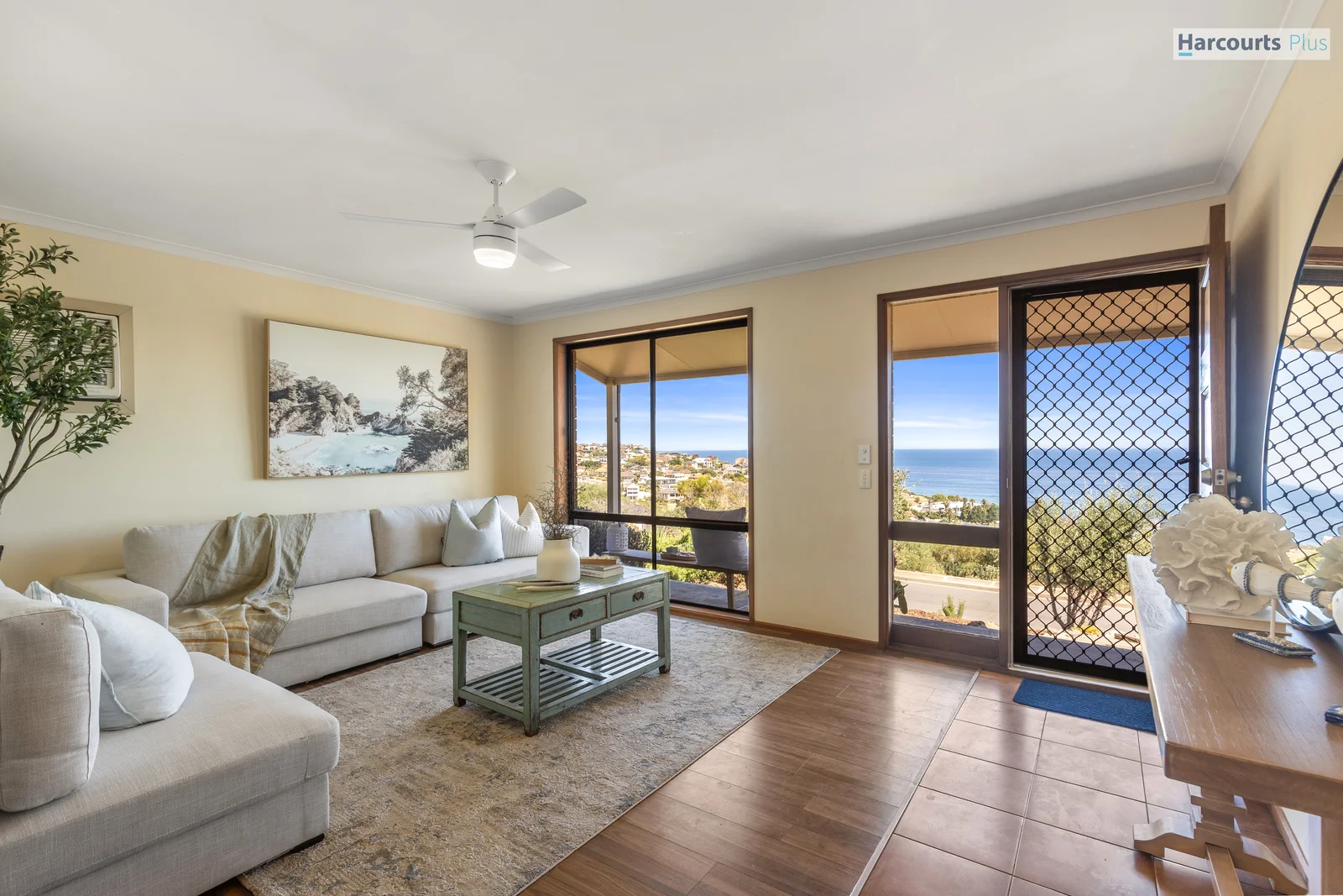 12 Columbia Crescent, Hallett Cove SA 5158