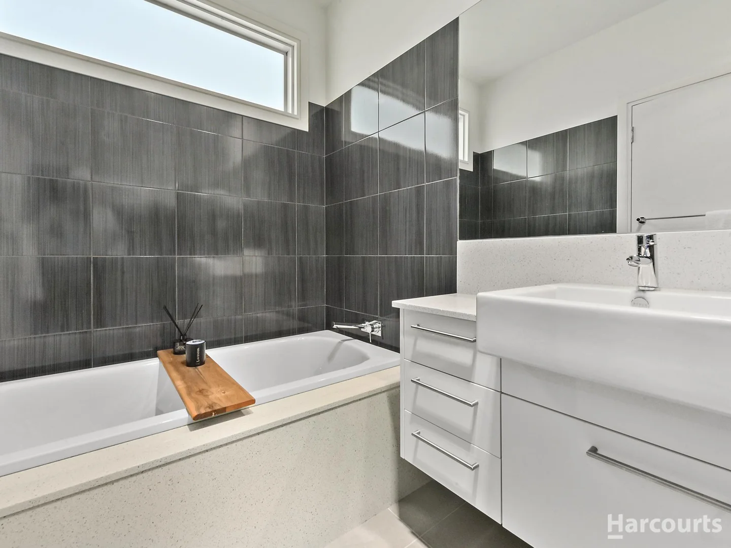Additional image 18 of 2/5 Adelaide Street, George Town TAS 7253