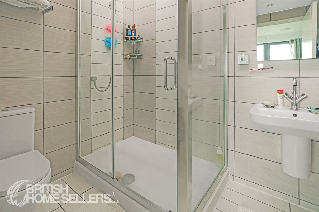 Additional image 10 of 4 bed flat for saleParsonage Way, Plymouth, Devon PL4
