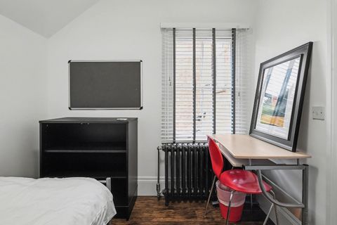 Room 5, Stanley Road OX4, Room to rent