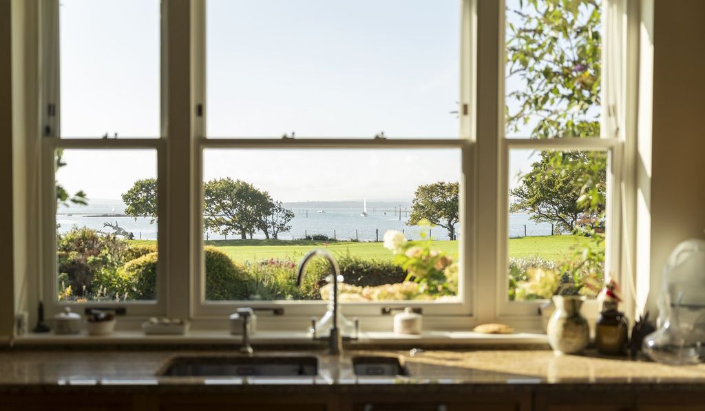 Additional image 7 of 6 bed detached house for saleLisle Court Road, Lymington SO41