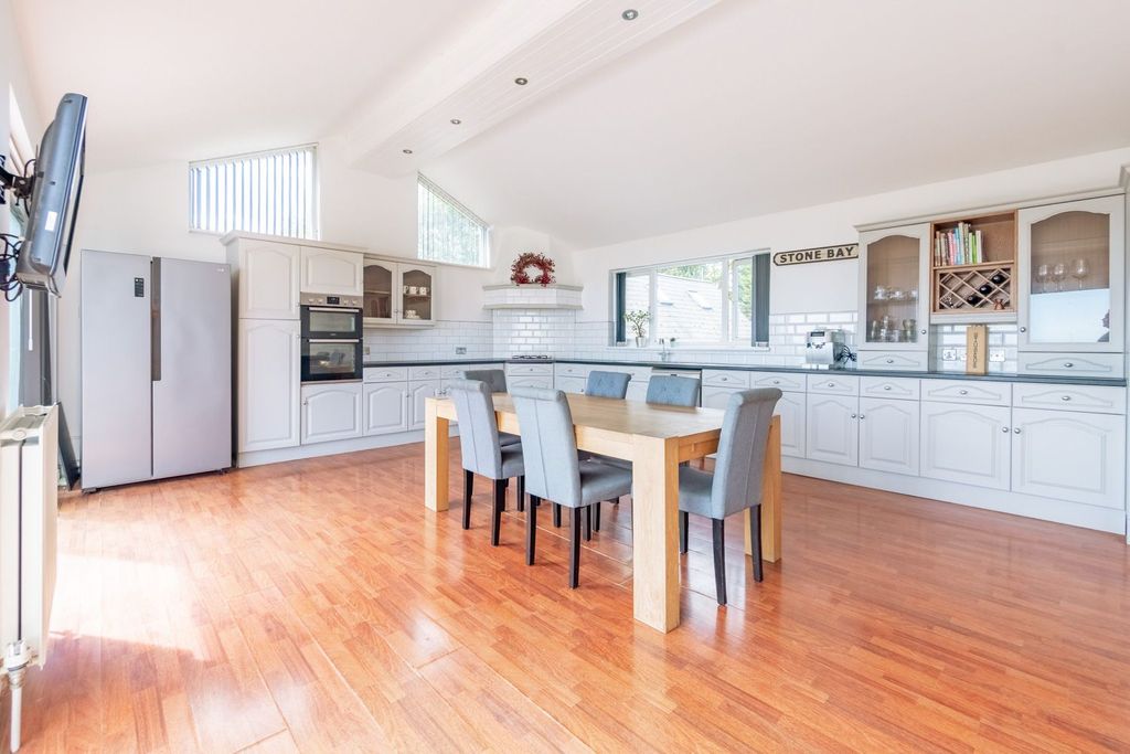 Additional image 5 of 6 bed detached house for saleCliff Promenade, Broadstairs CT10