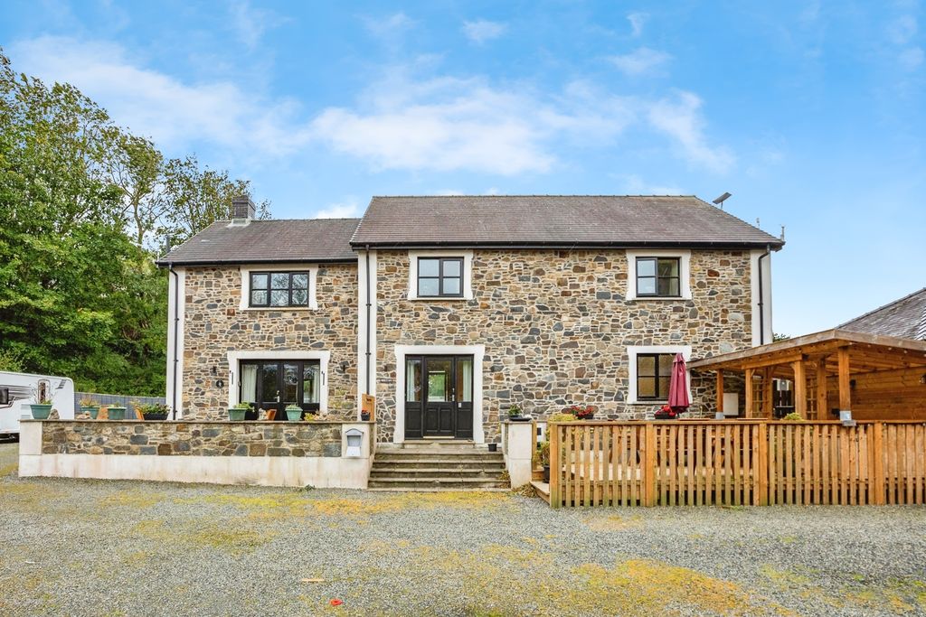 4 bed detached house for salePenrhiw Pistyll Lane, New Quay, Ceredigion SA45
