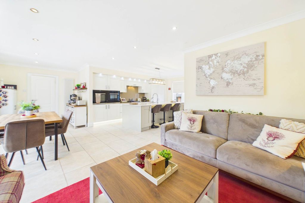 Additional image 10 of 4 bed detached bungalow for saleMorris Crescent, Motherwell ML1