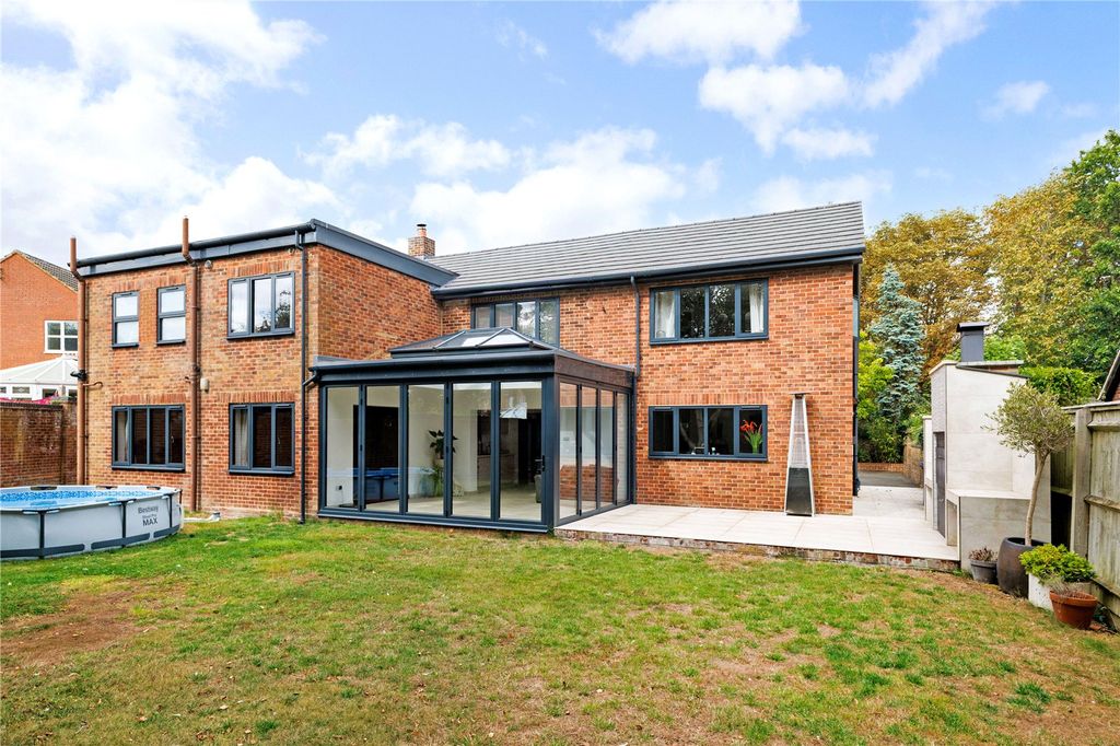 Additional image 15 of 6 bed detached house for saleBrackley, Northamptonshire NN13