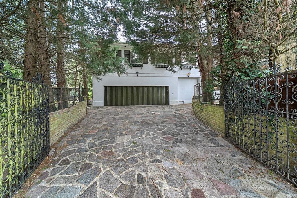 Additional image 37 of 6 bed detached house for saleSouth Hill Road, Bromley BR2