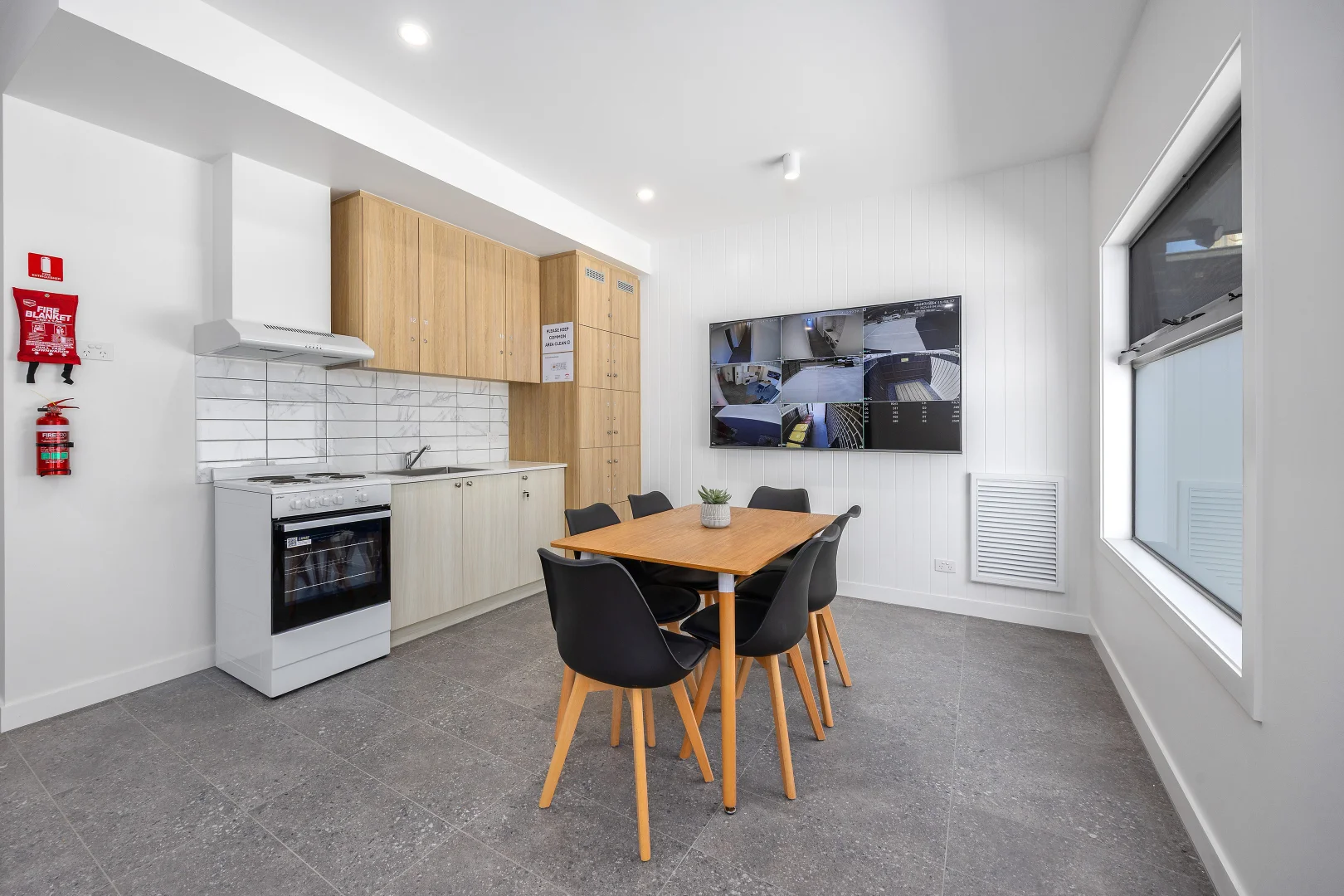 Additional image 8 of R4/13 Pine Street, Frankston North VIC 3200