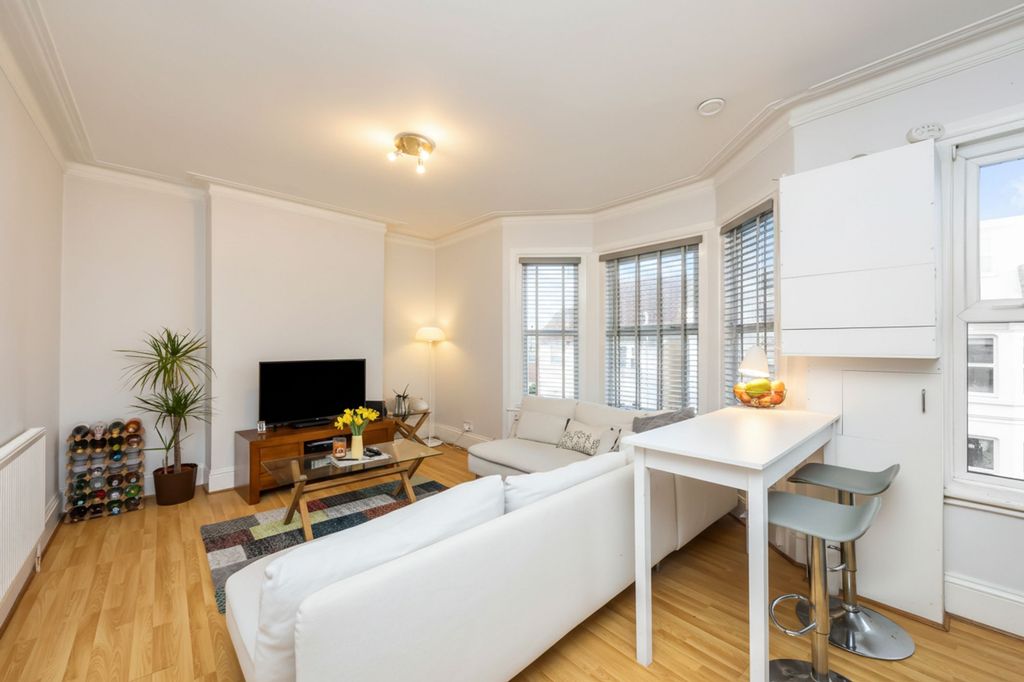 Additional image 2 of 3 bed maisonette for saleCoventry Street, Brighton BN1