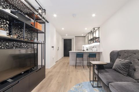 Curlew House, Heron Wharf E14, Studio for sale