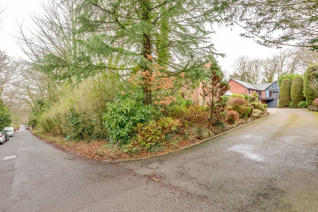 Additional image 41 of 5 bed detached house for salePrincess Road, Lostock, Bolton BL6