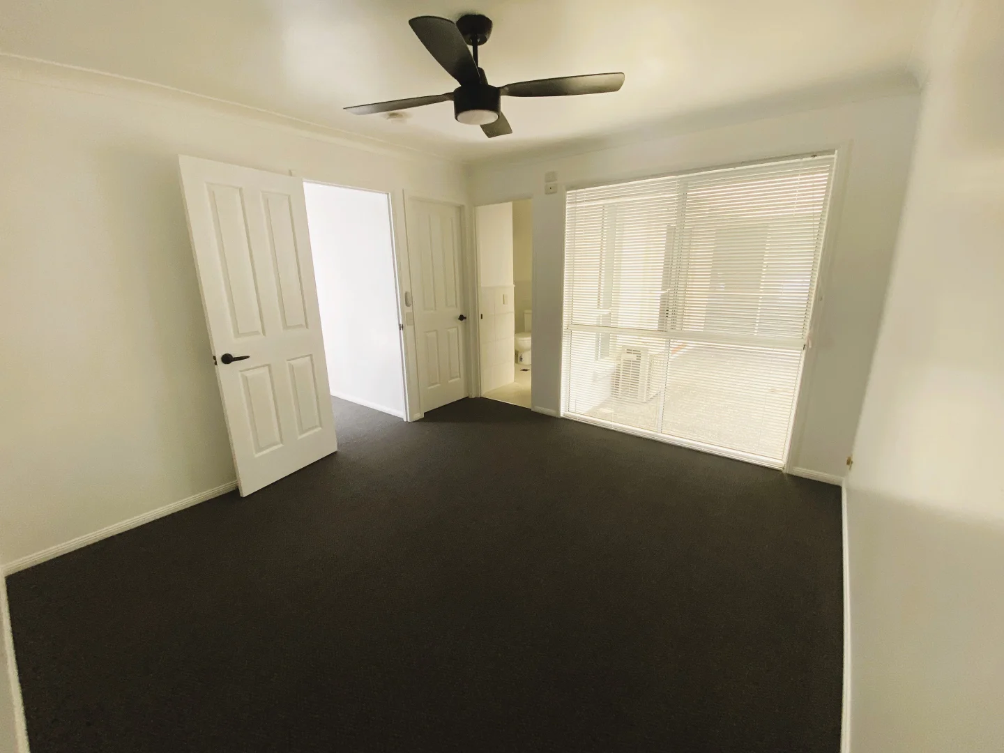 Additional image 8 of 1/136 Greenacre Drive, Parkwood QLD 4214