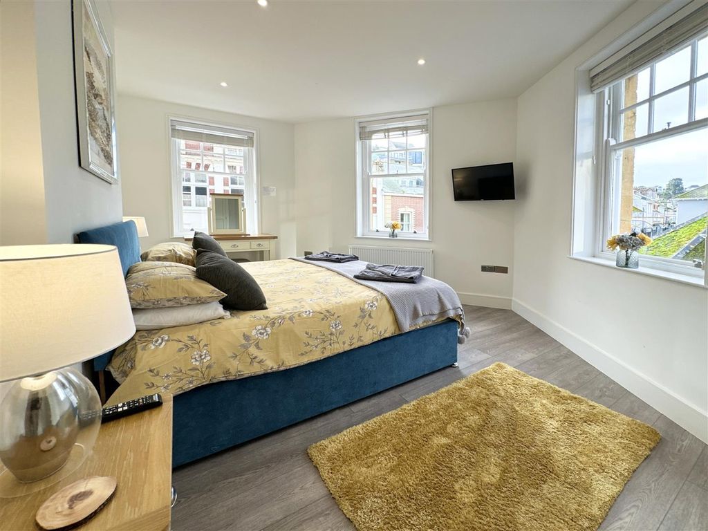 Additional image 4 of 2 bed flat for saleFore Street, Brixham TQ5