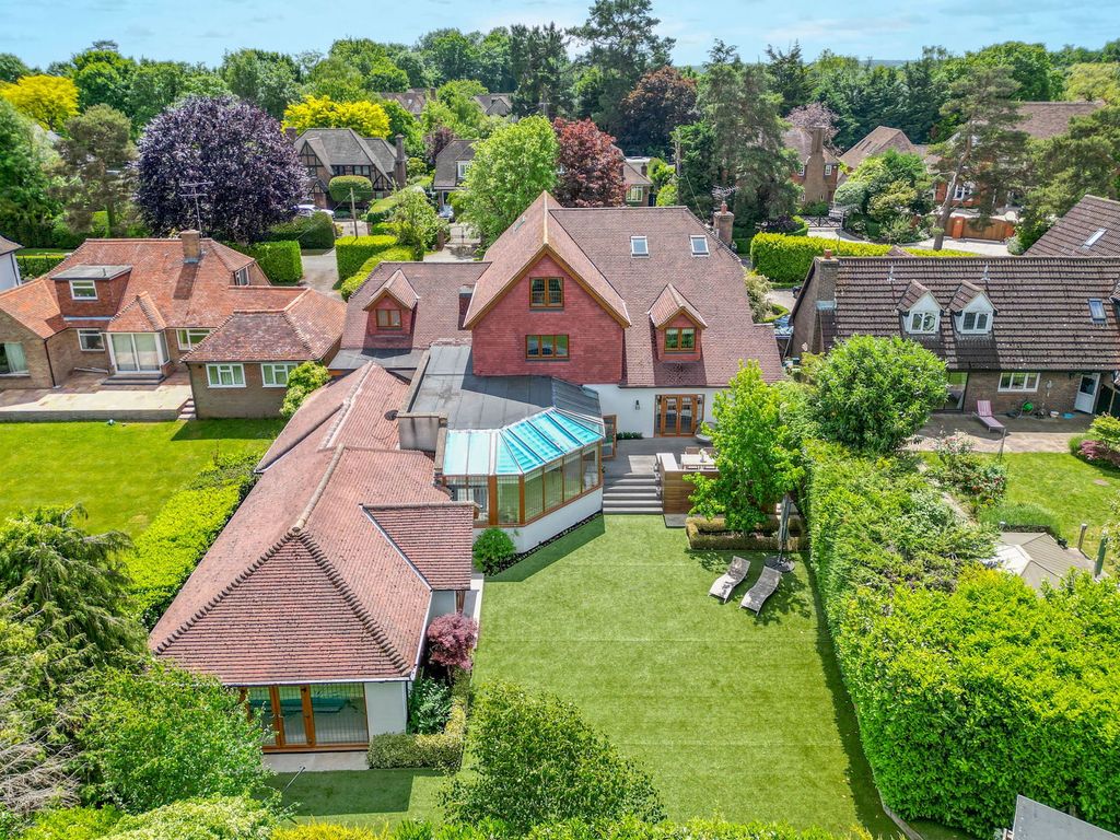Additional image 3 of 6 bed detached house for saleChallacombe Close, Hutton Mount, Brentwood CM13
