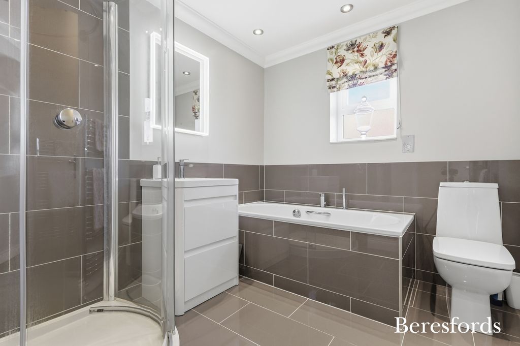 Additional image 5 of 4 bed detached house for saleGrove Orchard, Braintree CM7