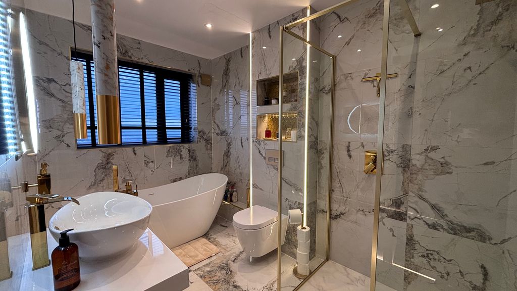 Additional image 14 of 9 bed detached house for saleSnape Drive, Bradford BD7