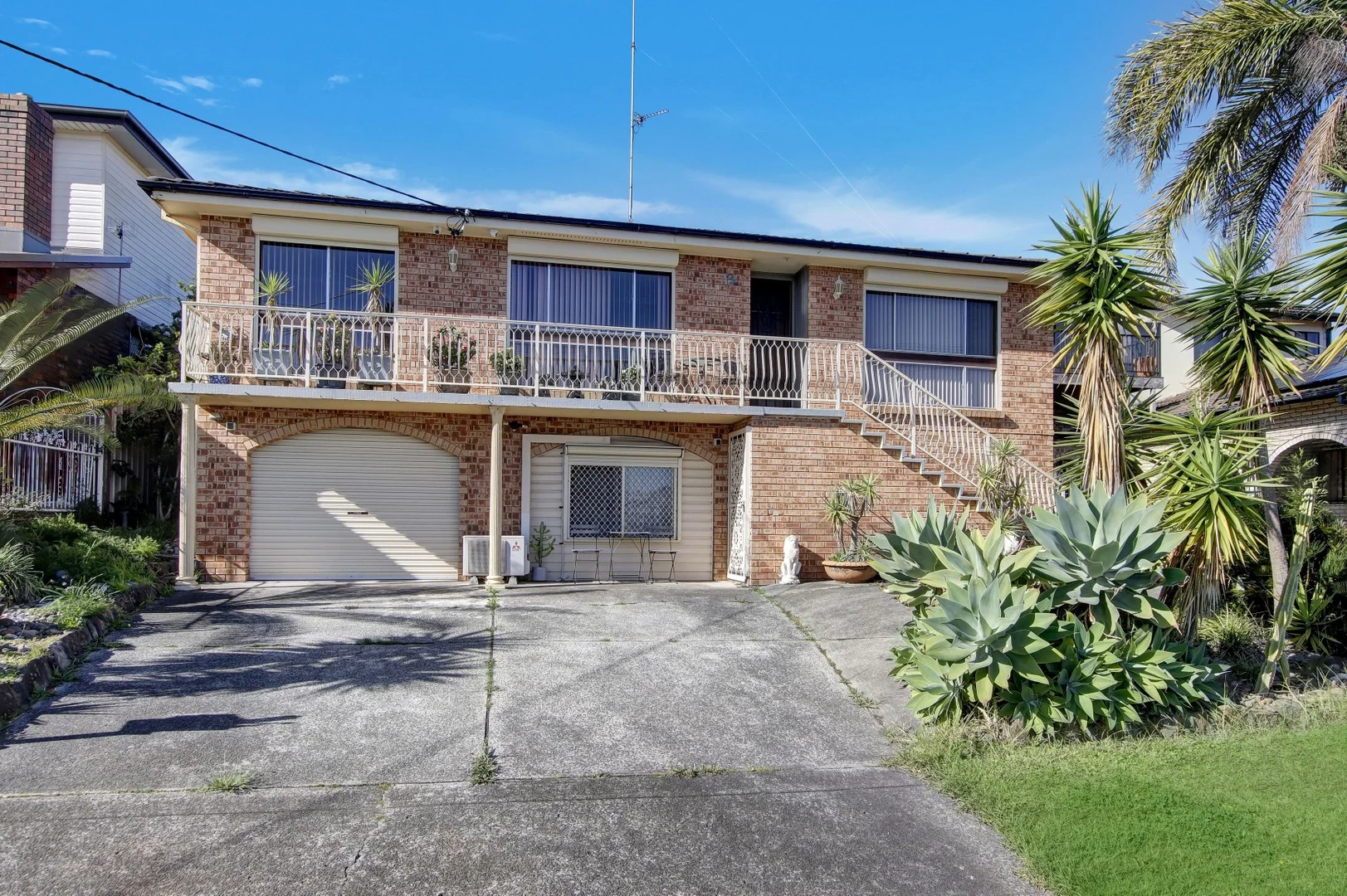 13 Lawrence Avenue, Mount Warrigal NSW 2528