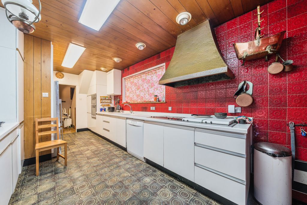 Additional image 8 of 6 bed detached house for saleSouth Hill Road, Bromley BR2