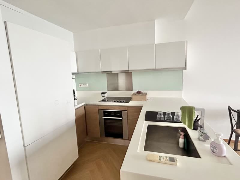 18 Marina Boulevard photo 4