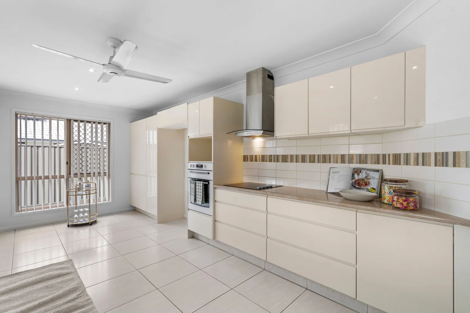 Additional image 9 of 157 Christine Avenue, Burleigh Waters QLD 4220