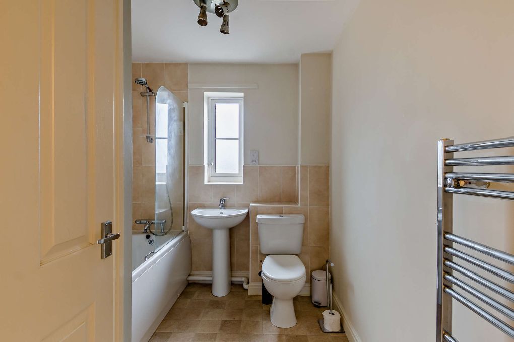 Additional image 4 of 2 bed flat for saleManning Road, Bourne PE10