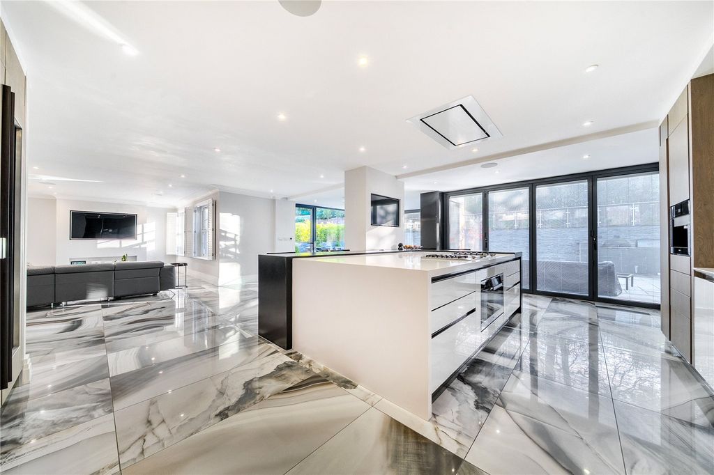 Additional image 3 of 5 bed detached house for saleSundridge Avenue, Bromley BR1