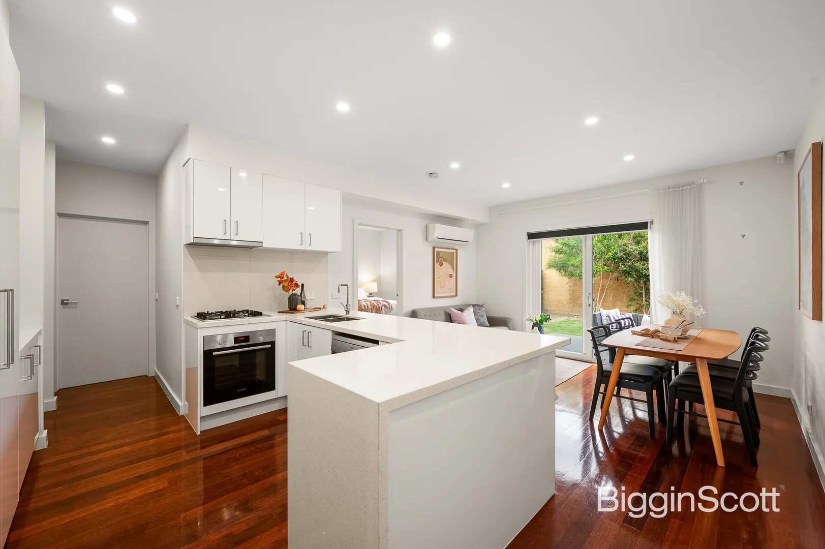 2B Falconer Road, Boronia VIC 3155 photo 5
