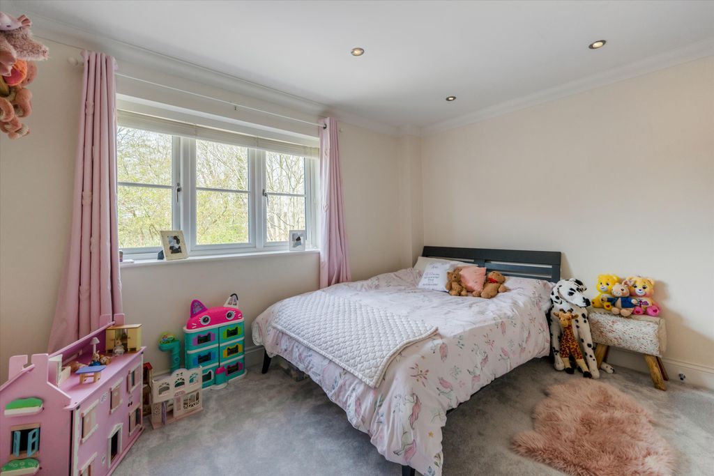 Additional image 24 of 7 bed detached house for saleTilehurst Lane, Binfield, Bracknell, Berkshire RG42