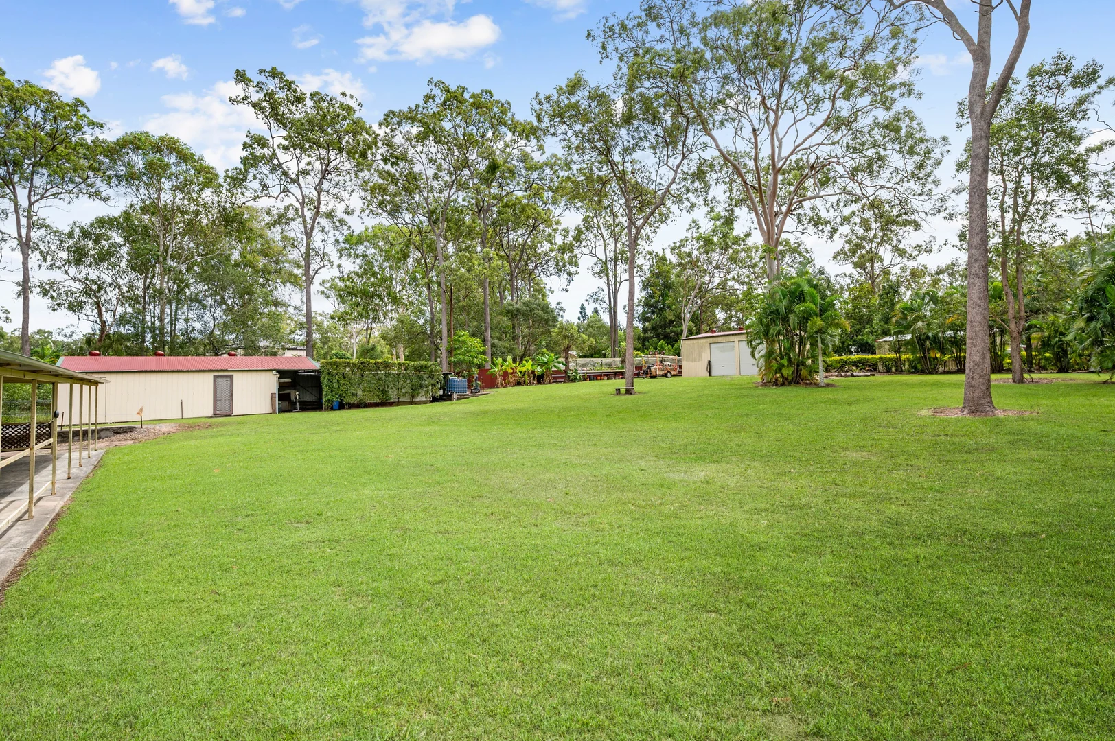 90-92 Chloe Drive, Munruben QLD 4125 photo 3