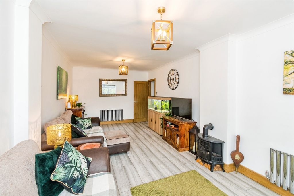 Additional image 4 of 4 bed detached house for saleBassett Dale, Southampton SO16