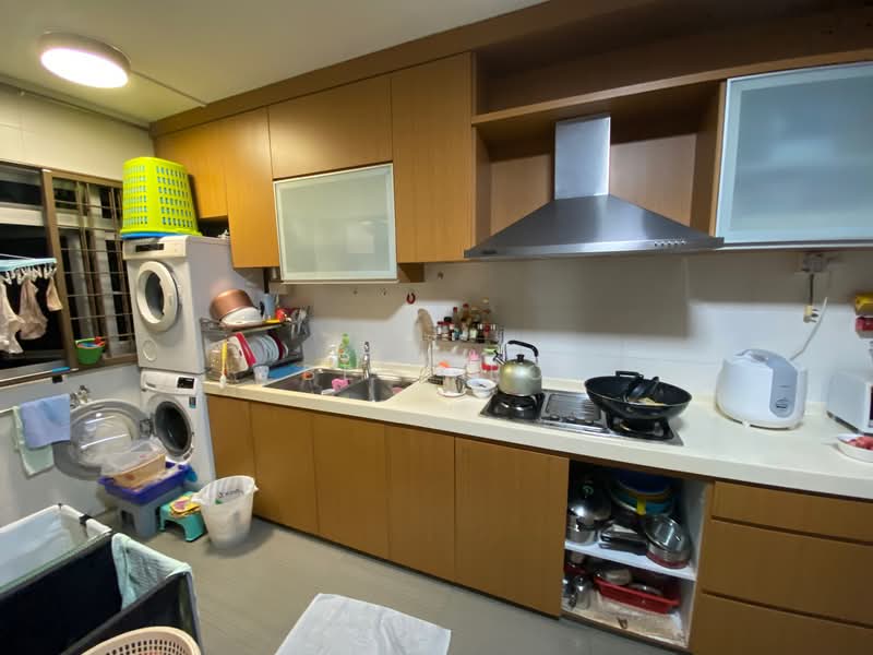 519 Pasir Ris Street 52 photo 3