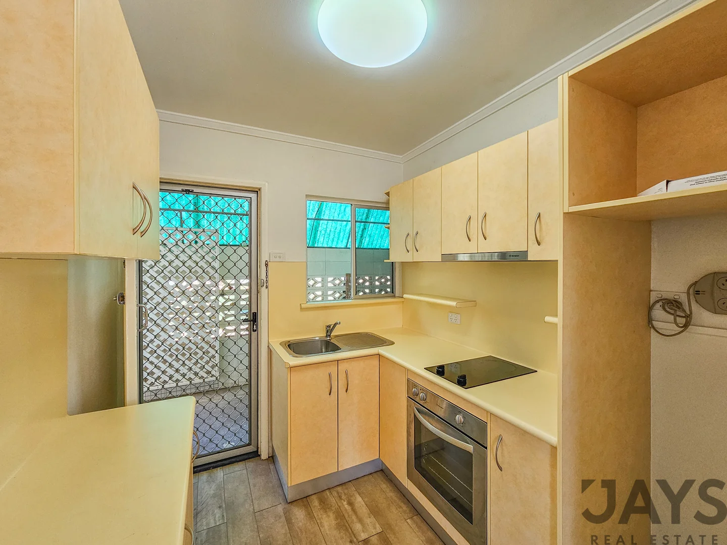 2/43 Cook Crescent, Mount Isa QLD 4825 photo 4