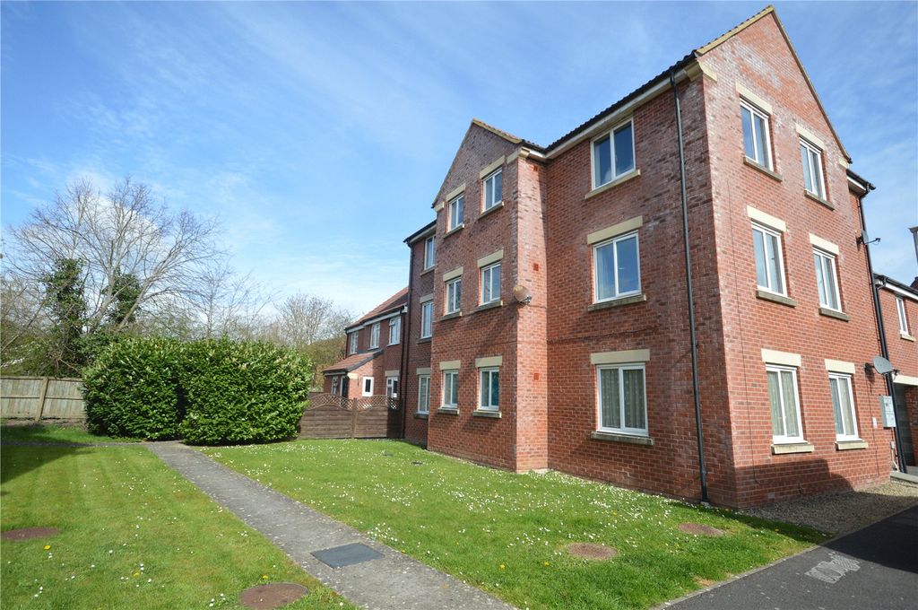 2 bed flat for saleDuke Street, Bridgwater, Somerset TA6