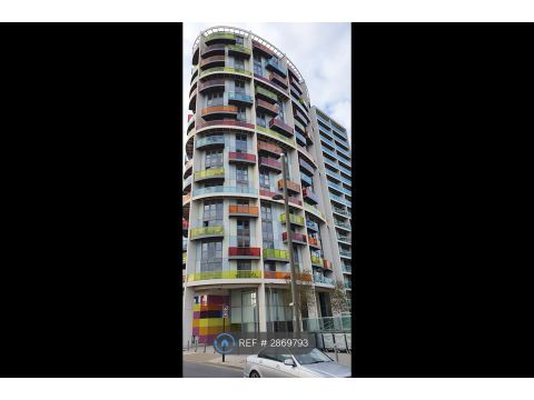 Icona Point, London E15, Room to rent