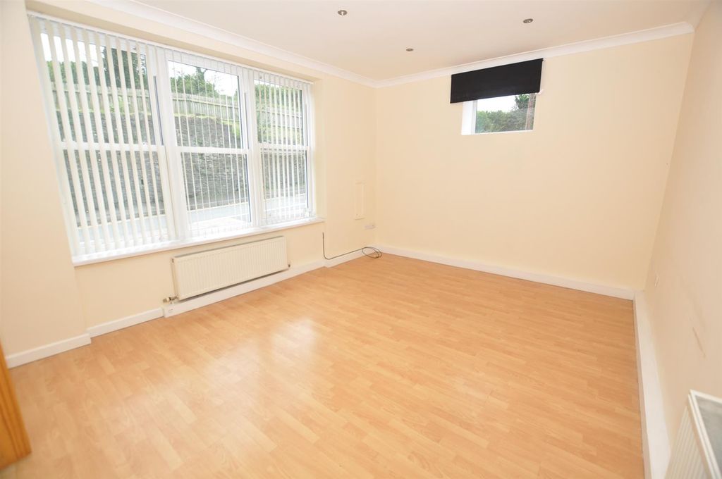 Additional image 5 of 3 bed flat for saleTenby Road, St. Clears, Carmarthen SA33