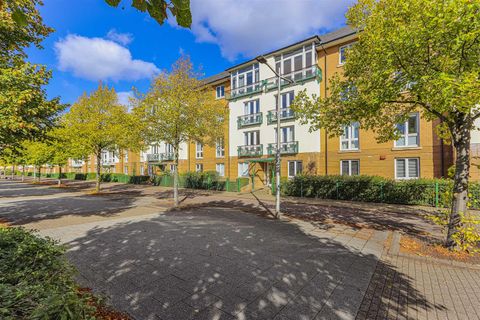 Vellacott Close, Cardiff Bay, Cardiff CF10