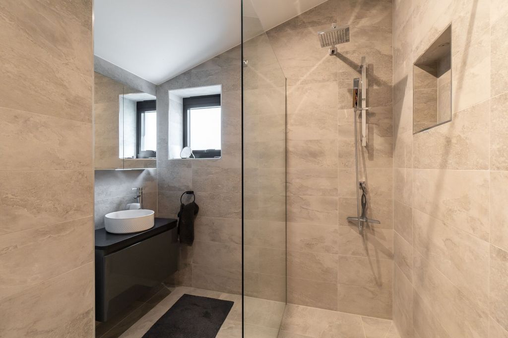 Additional image 21 of 5 bed detached house for saleCatmose Park Road, Oakham LE15
