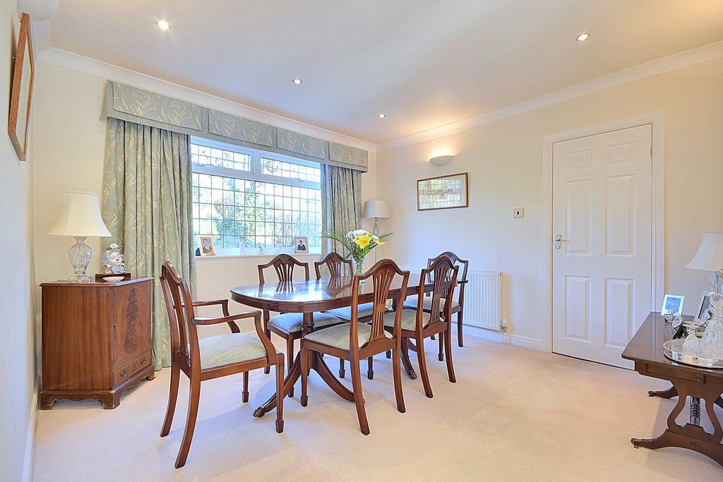 Additional image 7 of 4 bed detached bungalow for saleGlyrroen, Westgate, Clifton, Brighouse HD6